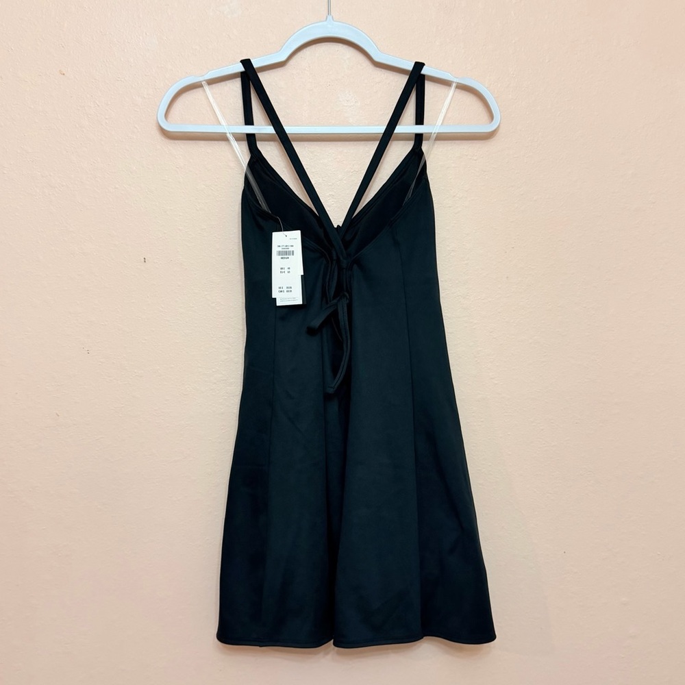 GILLY HICKS ACTIVE RECHARGE STRAPPY BACK DRESS - Picture 3 of 6